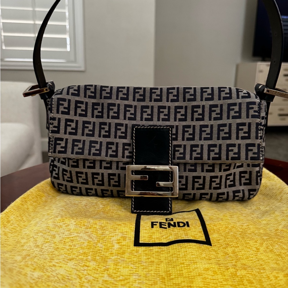 Fendi Shoulder Bag with Iconic Monogram